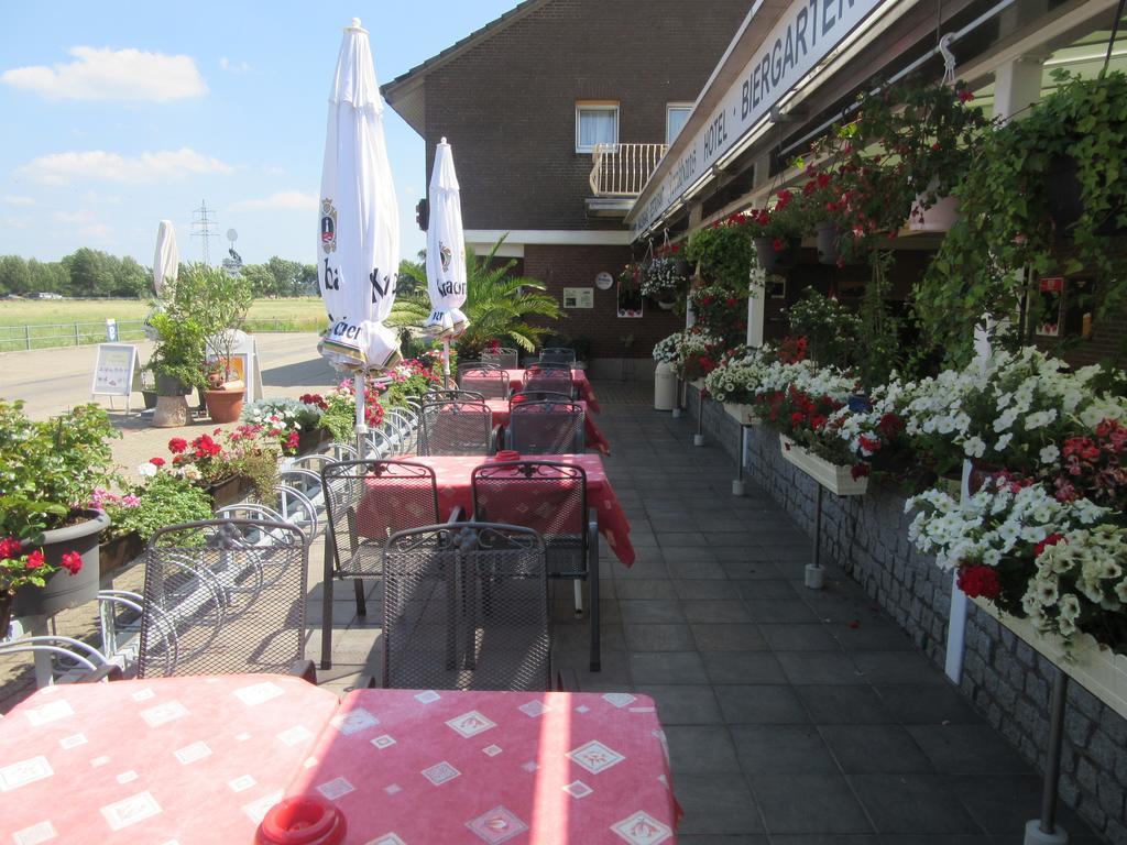 Hotel Restaurant Jonkhans Rees Exterior photo